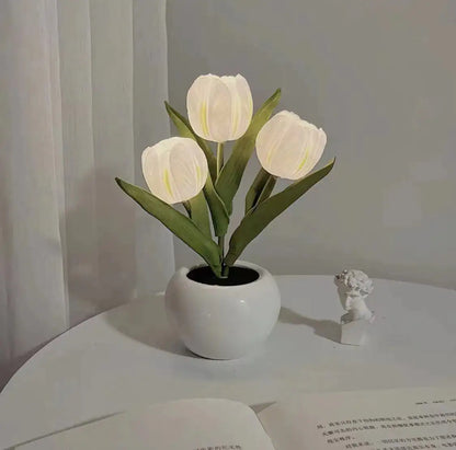 LED TULIP LAMP WITH NIGHT MODE