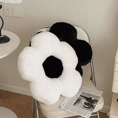 FLOWER PLUSH PILLOW