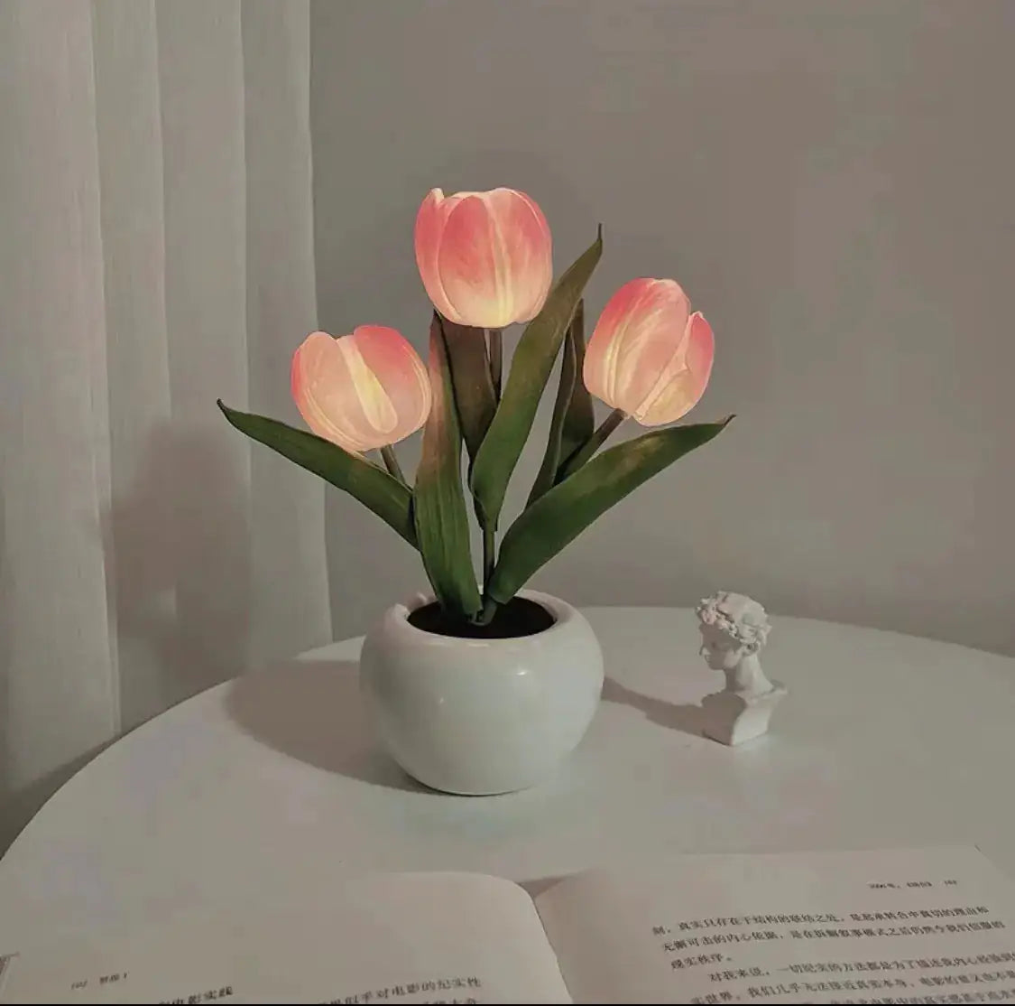 LED TULIP LAMP WITH NIGHT MODE