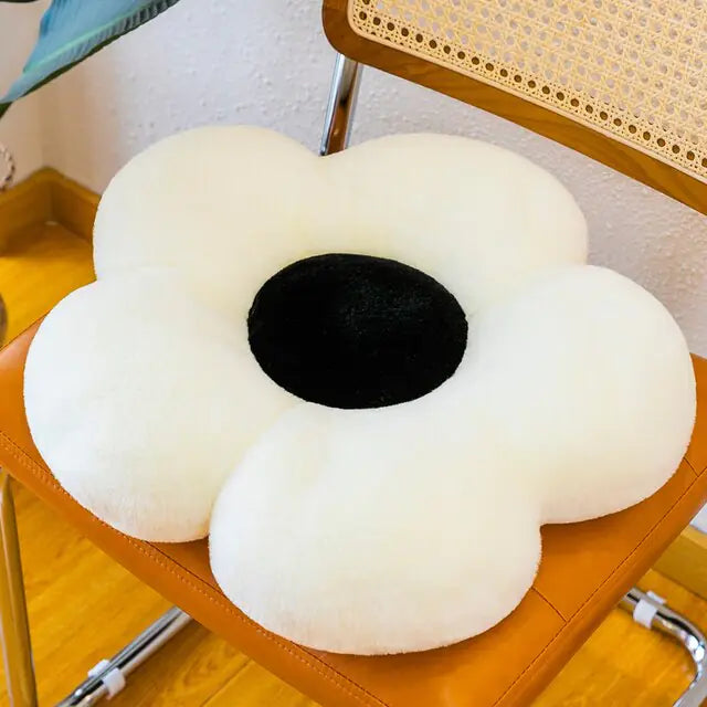 FLOWER PLUSH PILLOW